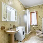 Yellow-house 100 Meters From The Sandy Casa vacanze *